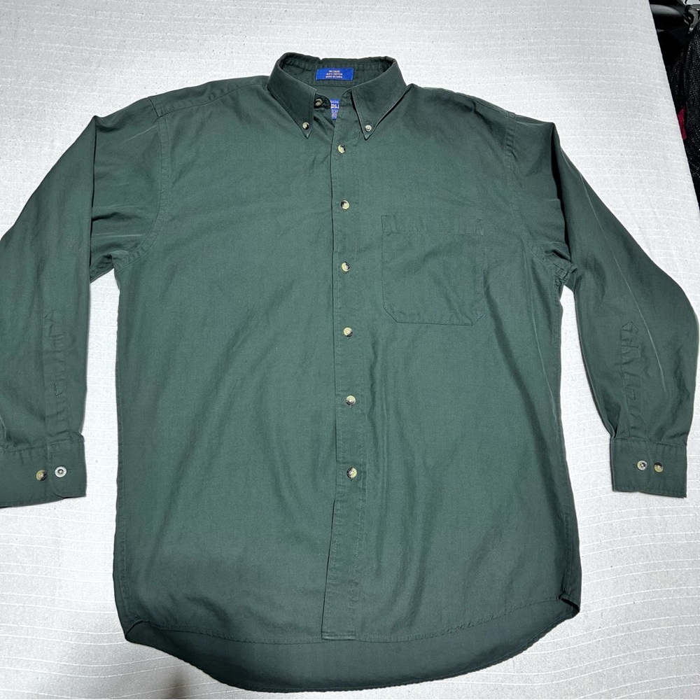 Pendleton Men's Medium Green Herringbone 100% Cotton Button-Down Shirt SP